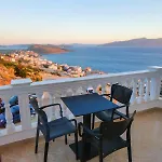 Sky Way Skk Luxury Aparthotel 3*