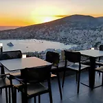 Sky Way Skk Luxury Aparthotel 3*