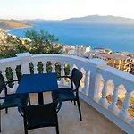Sky Way Skk Luxury Aparthotel 3*