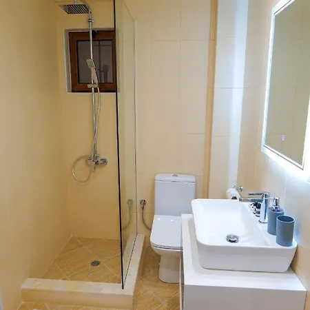 Sky Way Skk Luxury * Sarande