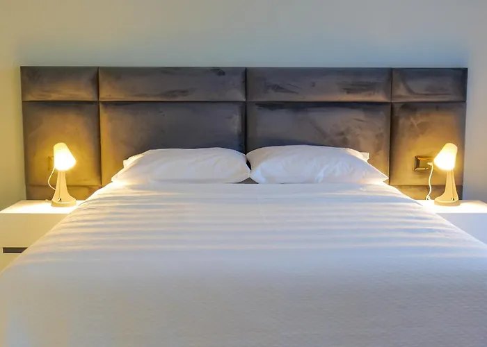 Sky Way Skk Luxury 3* Sarandë