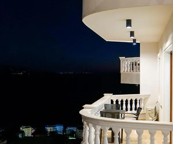 Sky Way Skk Luxury 3* Sarandë