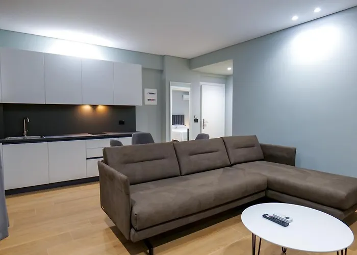 Sky Way Skk Luxury 3* Sarandë