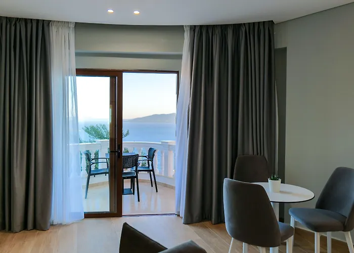 Sky Way Skk Luxury 3* Sarandë