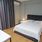 Apartahotel Sky Way Skk Luxury 3*