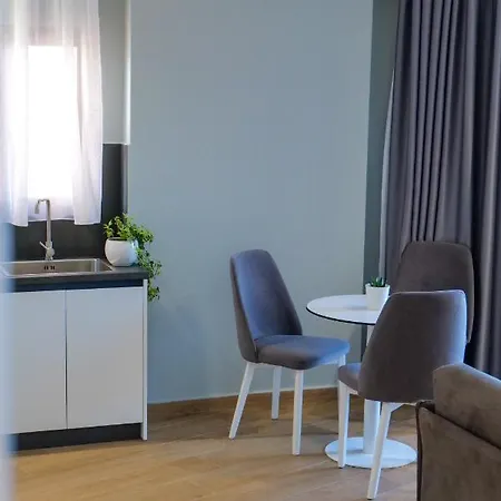 Sky Way Skk Luxury Aparthotel Sarandë