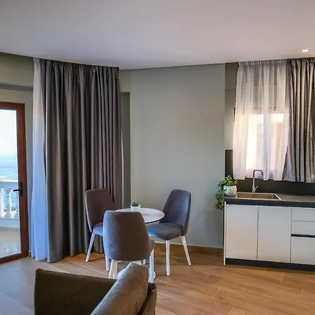 Aparthotel Sky Way Skk Luxury