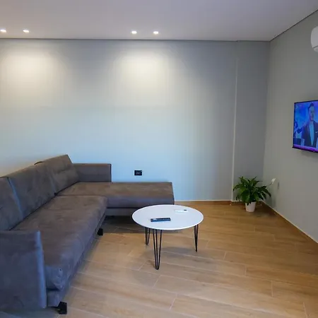 Sky Way Skk Luxury Aparthotel Sarandë