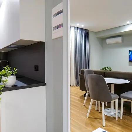 Sky Way Skk Luxury 3* Sarandë