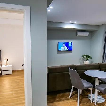 Sky Way Skk Luxury 3* Sarandë