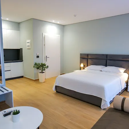 Aparthotel Sky Way Skk Luxury Sarandë