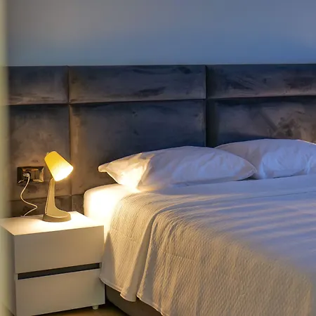 Sky Way Skk Luxury Aparthotel 3*