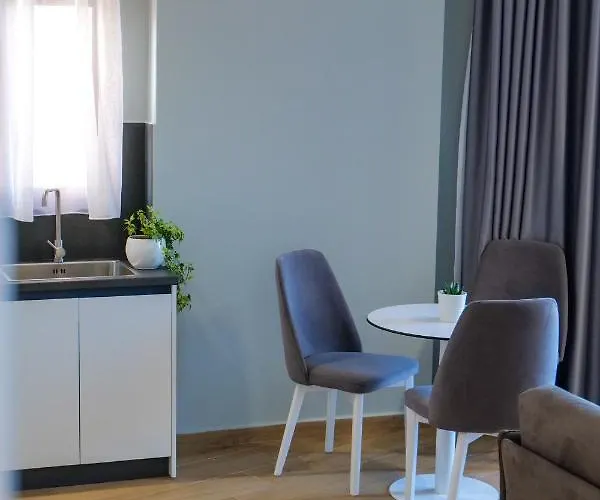 Sky Way Skk Luxury Aparthotel Sarande