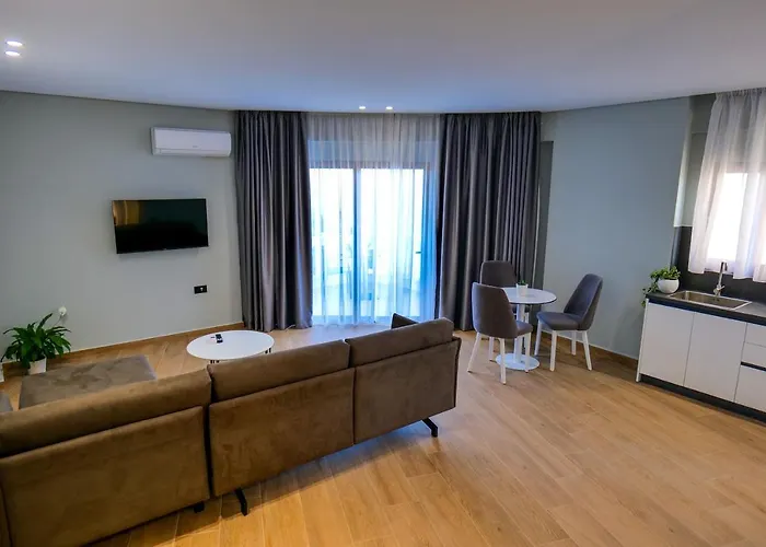 Aparthotel Sky Way Skk Luxury Sarande