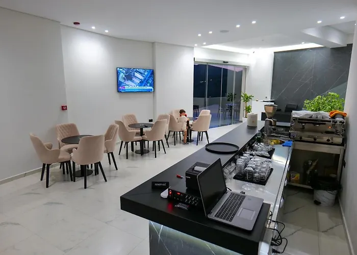 Sky Way Skk Luxury Aparthotel