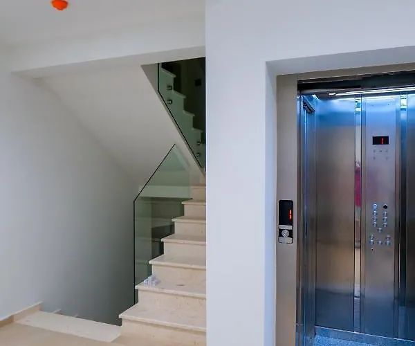 Aparthotel Sky Way Skk Luxury