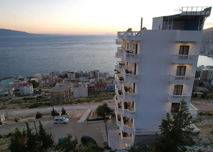 Sky Way Skk Luxury Aparthotel 3*