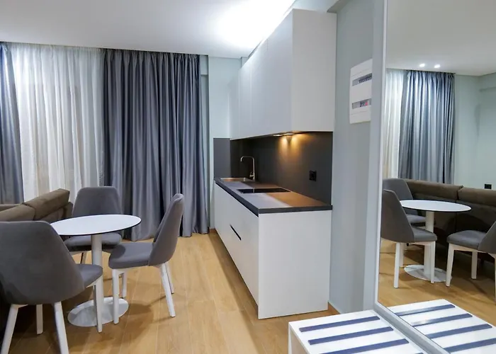 Aparthotel Sky Way Skk Luxury 3*