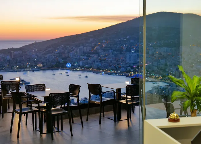Aparthotel Sky Way Skk Luxury Sarandë