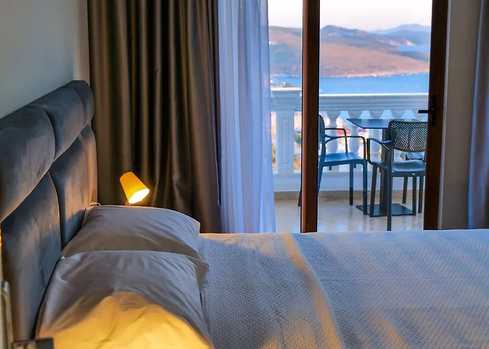 Aparthotel Sky Way Skk Luxury Sarande